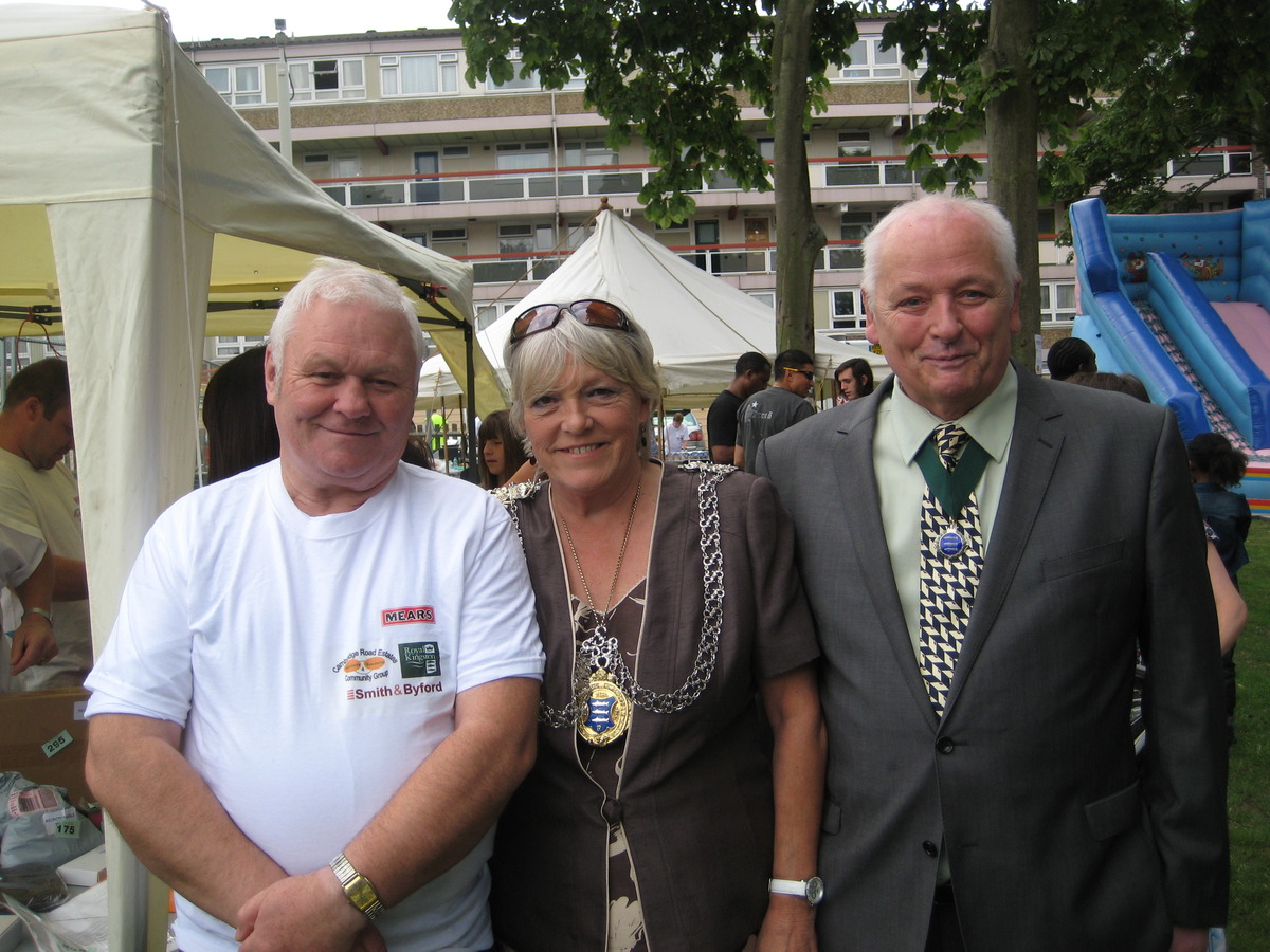 The mayor paid us a visit